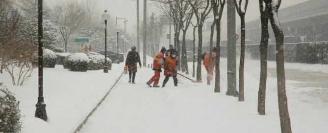 Personeel thuis vanwege het weer? Mogelijk recht op WW Personeel thuis vanwege het weer? Mogelijk recht op WW
