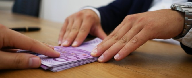 Wetsvoorstel lenen bij eigen BV aangehouden Wetsvoorstel lenen bij eigen BV aangehouden