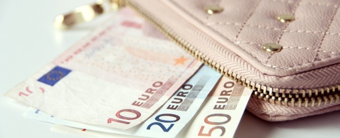 Neveninkomsten mogelijk pas in later jaar ter discussie Neveninkomsten mogelijk pas in later jaar ter discussie