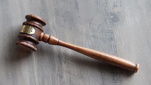 Uitzendkracht claimt terecht vast dienstverband Uitzendkracht claimt terecht vast dienstverband